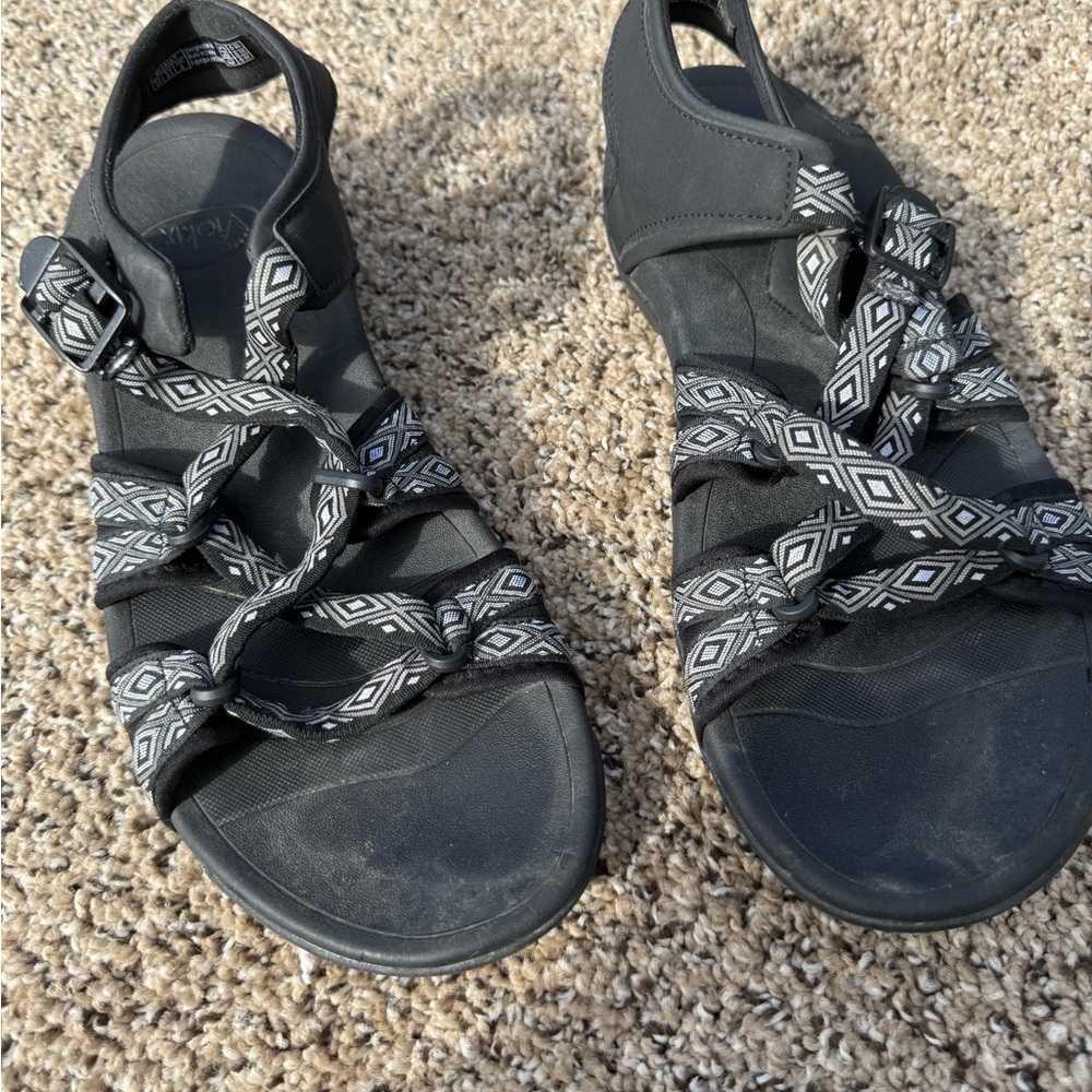 Black and Gray Strappy Outdoor Sandals